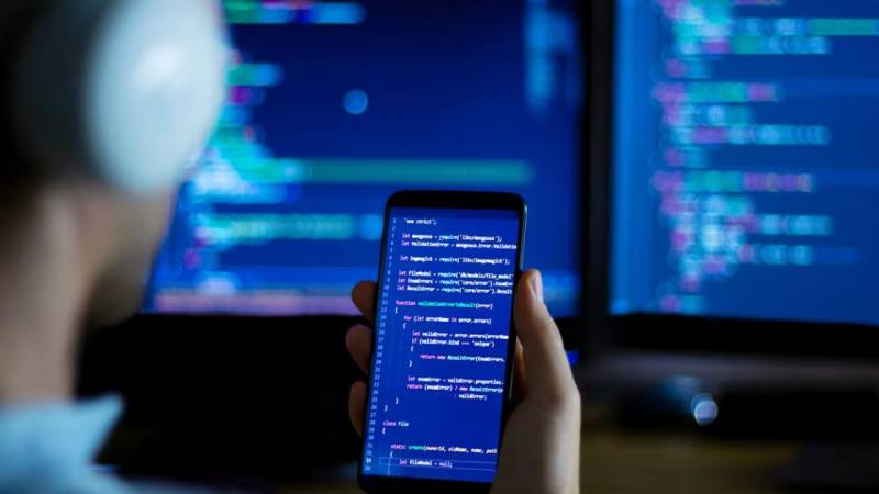 Node.js赋能西安区软件开发:解锁企业业务增长的核心引擎